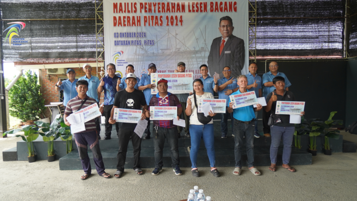 MAJLIS PENYERAHAN LESEN BAGANG DAERAH PITAS 2024